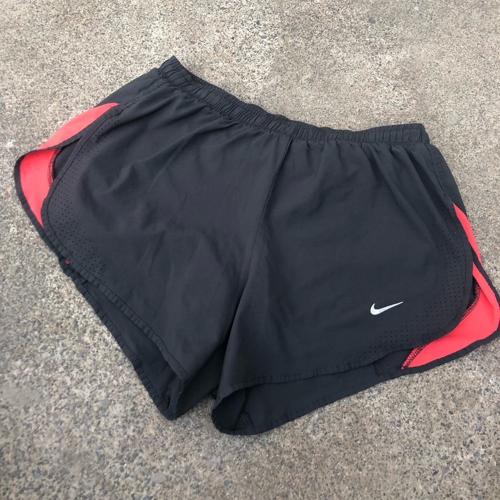 🩷NIKE SHORTS